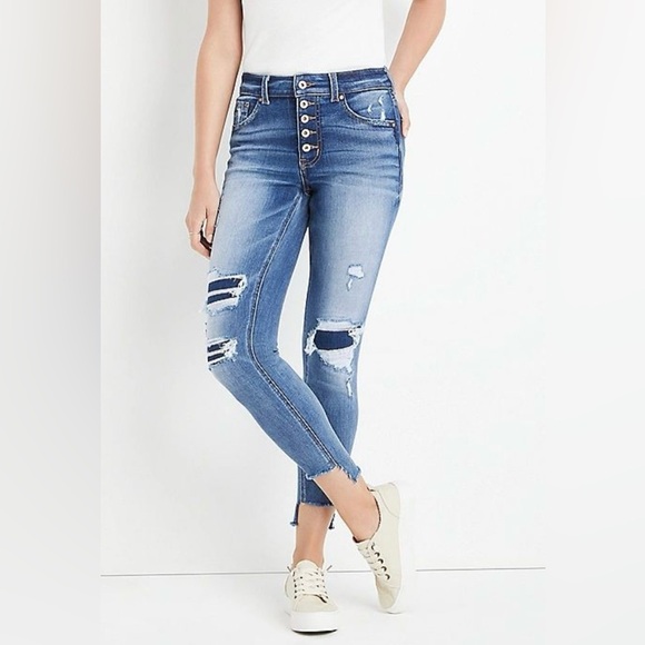 Maurice’s High Rise Button Fly Cropped Ankle Raw Hem Distressed Jeans Sz 10 - Picture 1 of 16